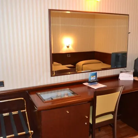 Palace Hotell